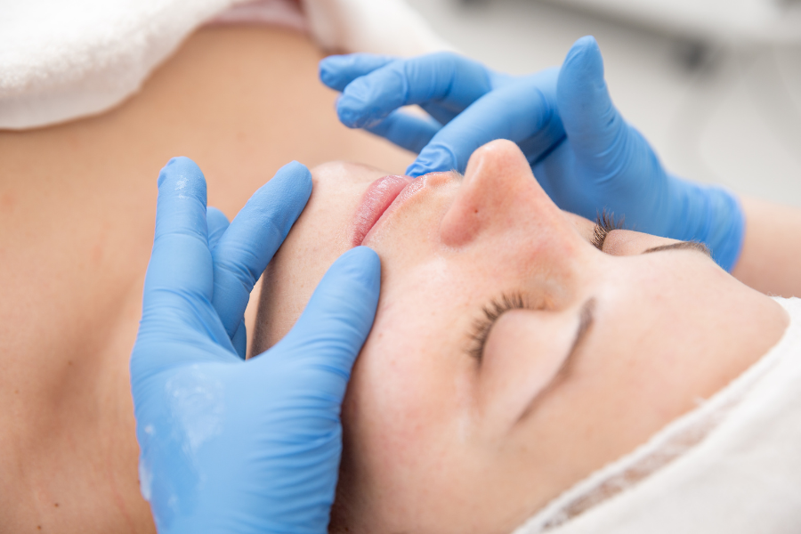 Behandeling DermaCentrum Apeldoorn Behandeling DermaCentrum Apeldoorn